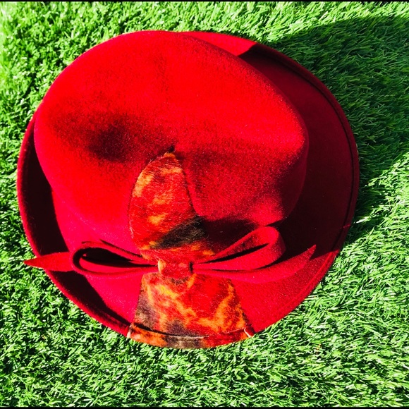 Anna Rizzo Hats - Picture 6 of 8